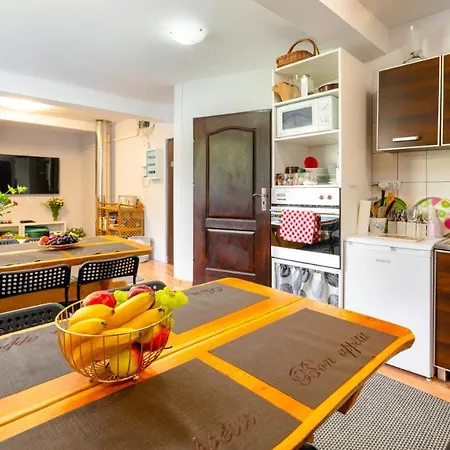 Lesniczowka Pod Sniezka Отель типа 