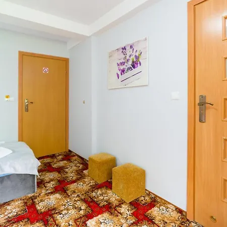 Lesniczowka Pod Sniezka Отель типа 