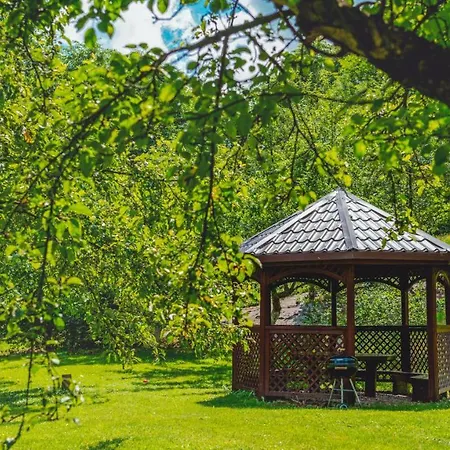 Lesniczowka Pod Sniezka Bukowiec (Lower Silesia)