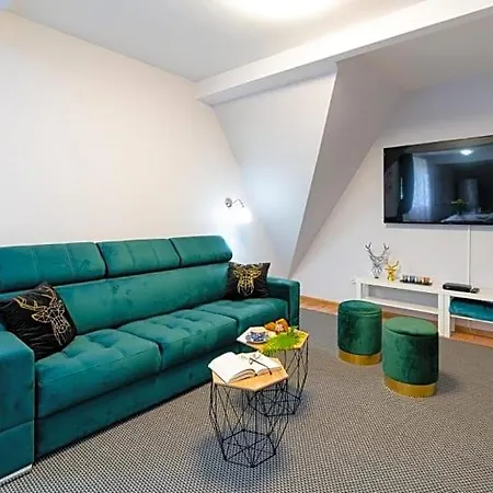 Bed and breakfast Leśniczówka Pod śnieżką 3*
