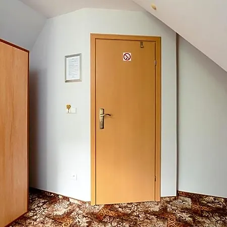 Leśniczówka Pod śnieżką Bed and breakfast 3*
